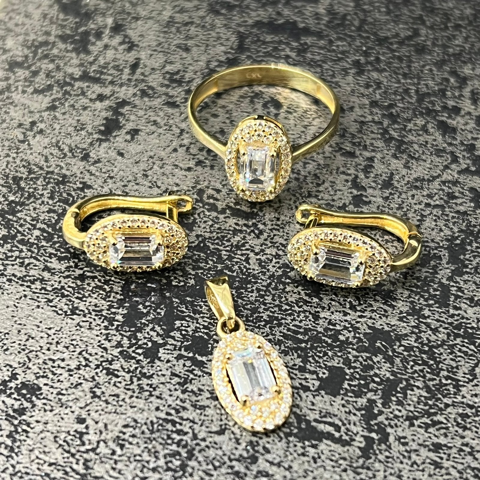 14k gouden set ring oorbellen hanger, Sieraden, Tassen en Uiterlijk, Ophalen of Verzenden, Nieuw, Goud, Dame