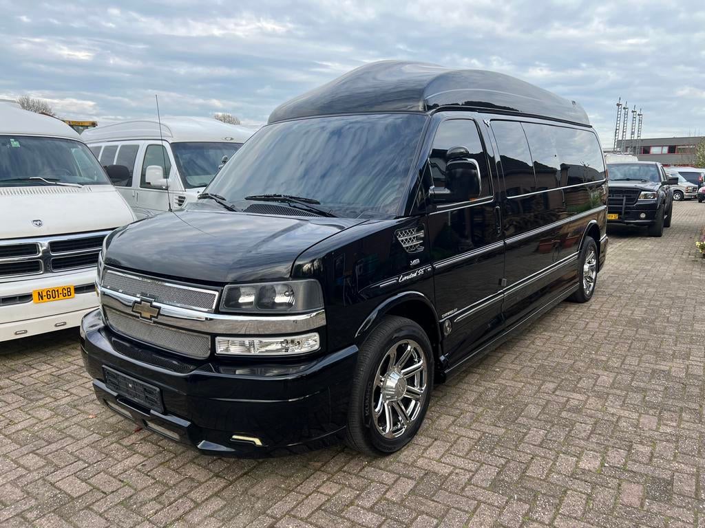 2015 GMC Savana *LONG WHEELER* Explorer TOP OF THE LINE, Auto's, Automaat, Overige carrosserieën, Zwart, Leder