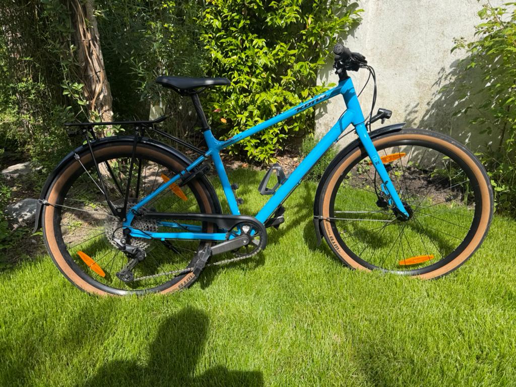 Kona Dew DL maat M, 45 tot 49 cm, Zo goed als nieuw, Ophalen, Overige merken