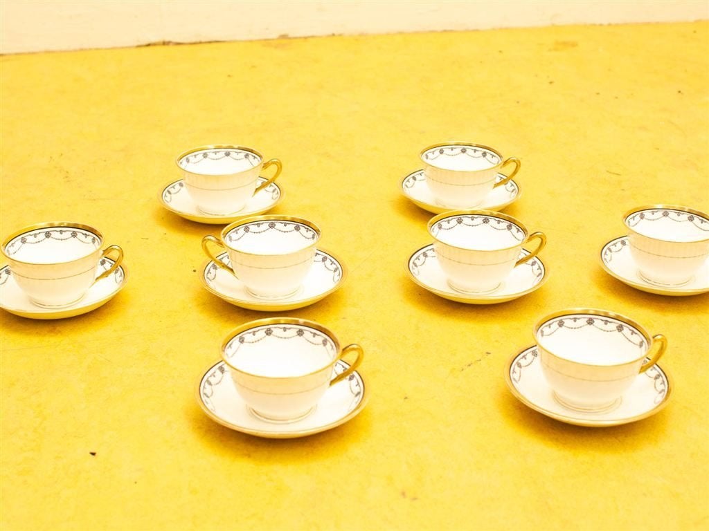 16 english china servies 32891, Gebruikt, Ophalen of Verzenden, Bord(en), Overige stijlen