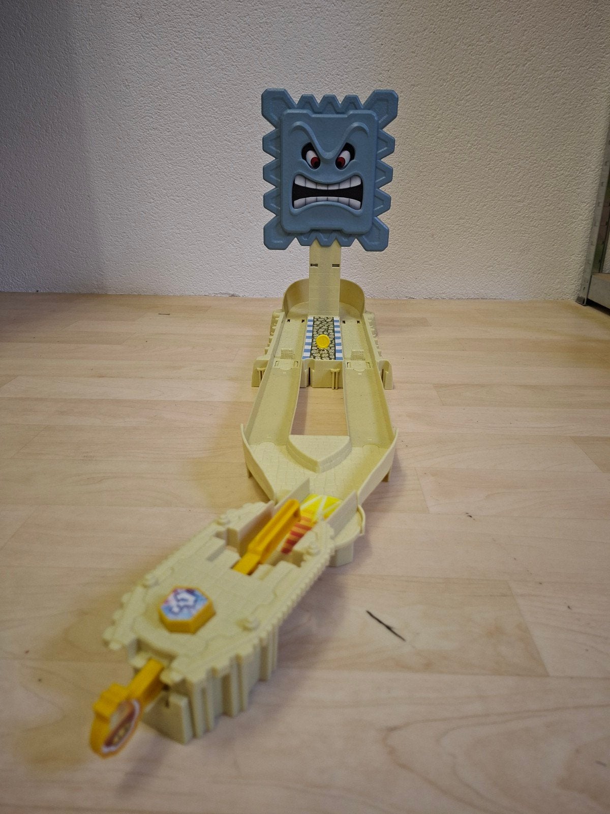 Hot Wheels Mario Kart Thwomp Ruins Racebaan, Ophalen, Racebaan, Zo goed als nieuw, Hot Wheels