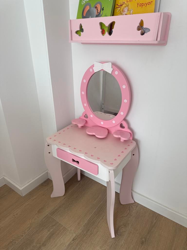 Roze kaptafel voor kinderen met spiegel en lade, Minder dan 50 cm, Ophalen of Verzenden, Zo goed als nieuw, Minder dan 100 cm