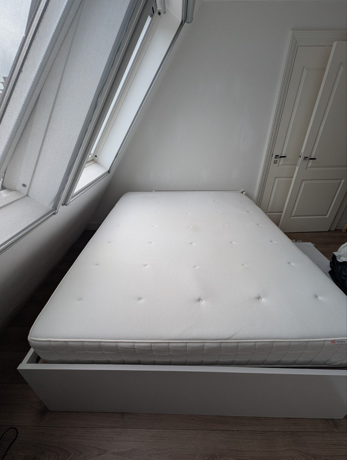 Ikea matras Hyllestad 160x200, Wit, Tweepersoons, Zo goed als nieuw, 200 cm