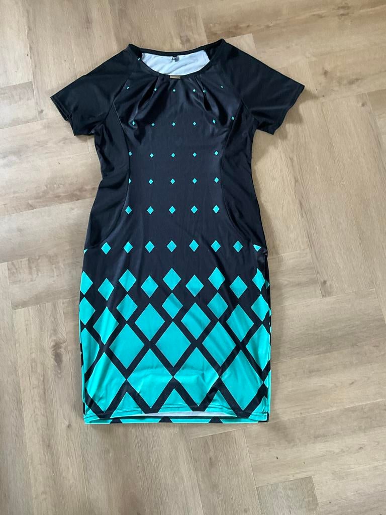 Zwart cocktailjurkje met turquoise ruitpatroon, Maat 38/40 (M), Zwart, Ophalen of Verzenden, Gedragen