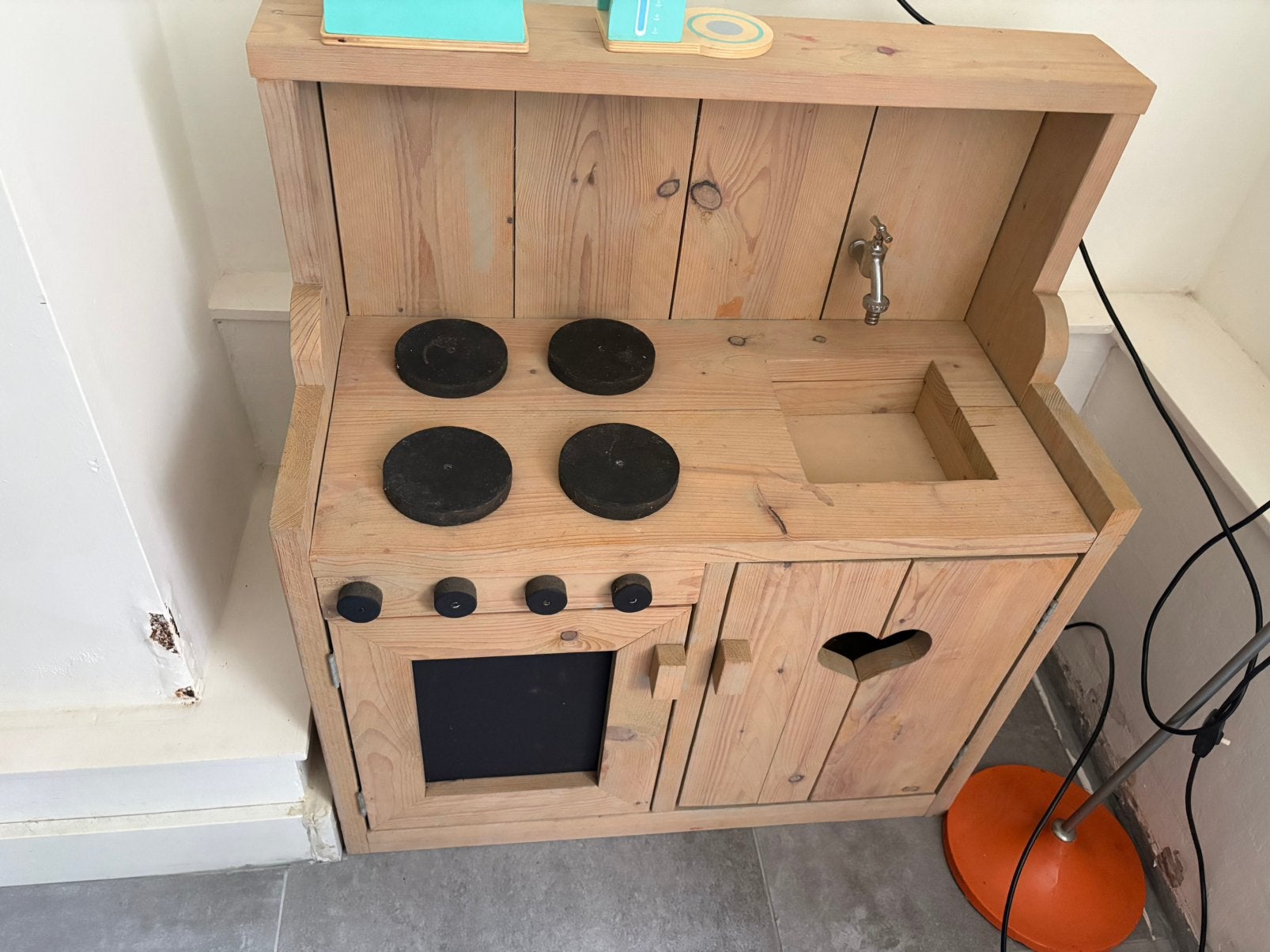 Houten kinderkeuken, Ophalen, Zo goed als nieuw