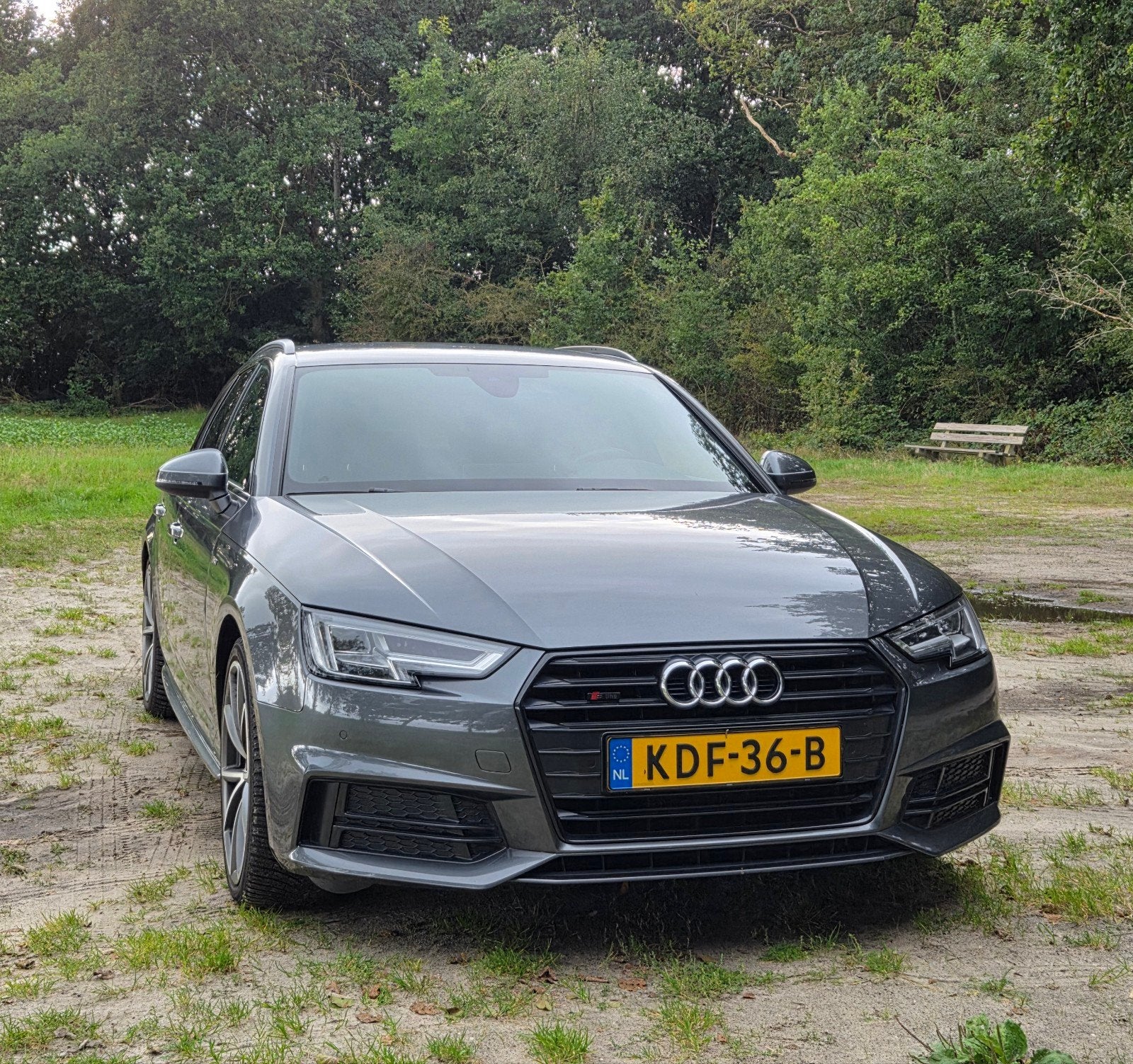 Audi A4 1.4 Tfsi 150pk 3x S-Line Tronic 2018 Grijs, Euro 5, Zwart, 4 cilinders, Particulier