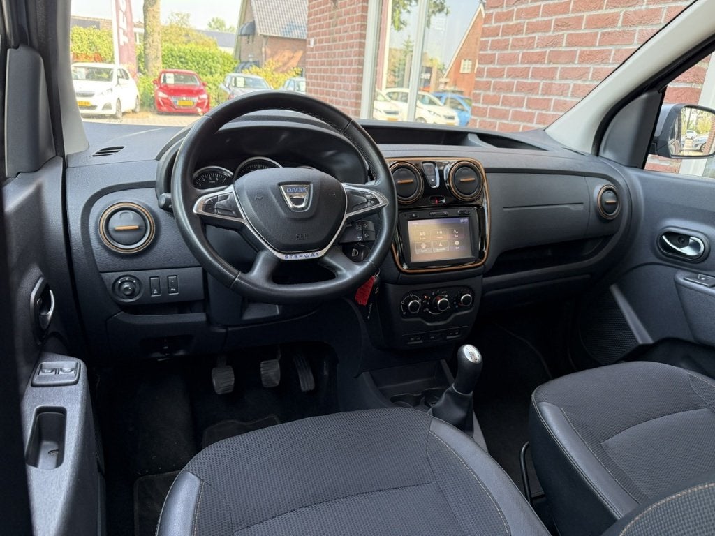 Dacia Dokker 1.2 TCe S&S Ambiance NIEUWE APK / RIJDT GOED /, Auto's, Stof, Gebruikt, 4 cilinders, Blauw