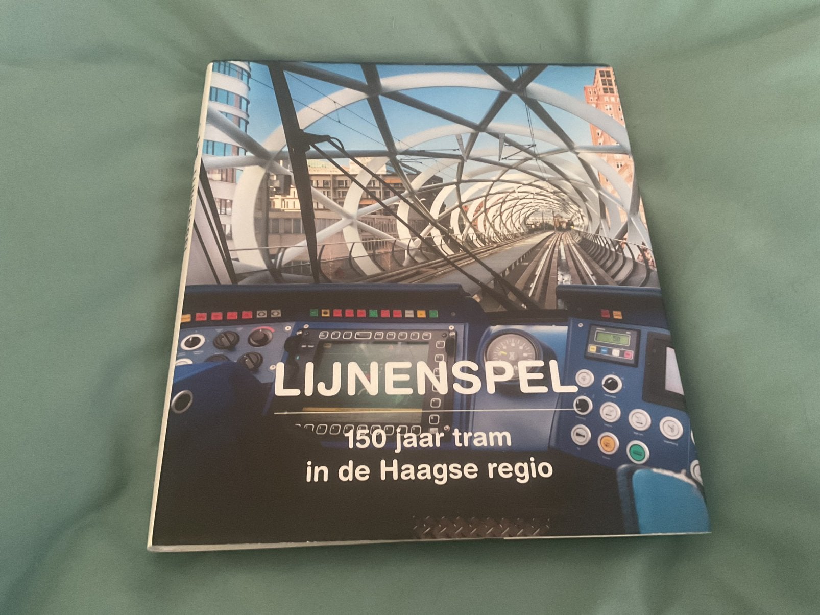 Lijnenspel 150 Jaar Tram in de Haagse Regio, Verzamelen, Ophalen of Verzenden, Gebruikt, Tram, Boek of Tijdschrift