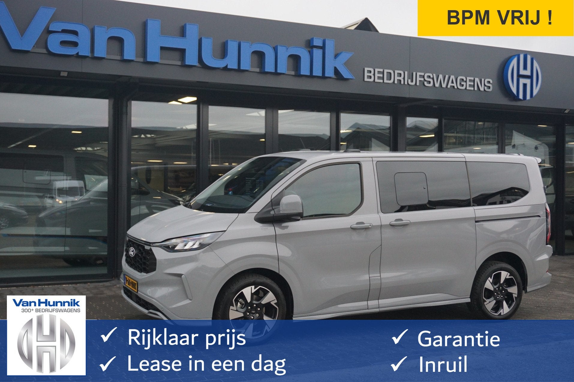 Ford Transit Custom 320S 170PK DC Sport AUT BPM VRIJ Demo! N, Auto's, Bestelauto's, Automaat, Stof, Gebruikt, Origineel Nederlands