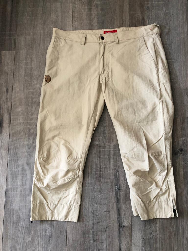 Fjallraven Hanna MT capri 3/4 broek, Kleding | Dames, Beige, Maat 42/44 (L), Ophalen of Verzenden, Zo goed als nieuw