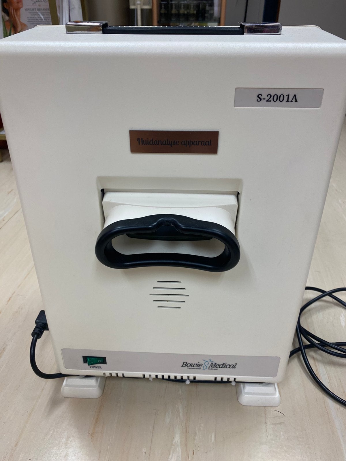 Skin viewer, huidanalyse apparaat, Woodlightlamp, Ophalen, Zo goed als nieuw