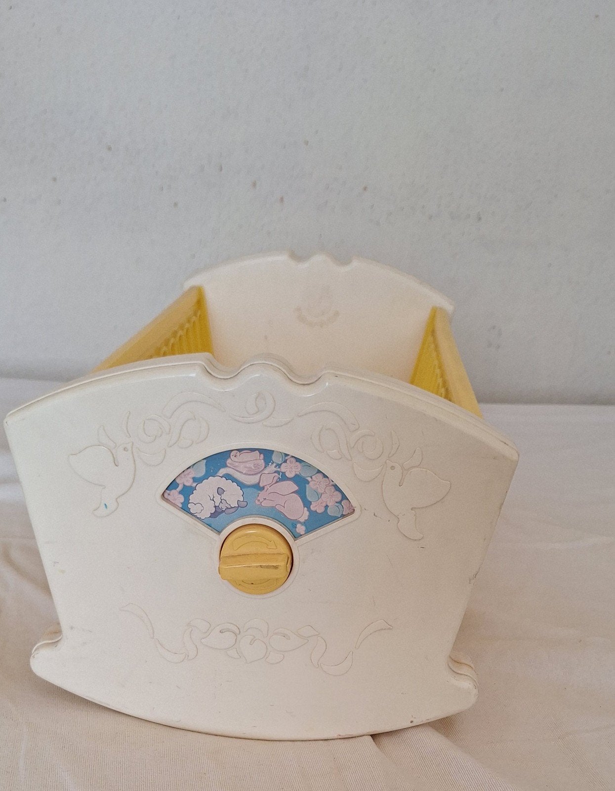 Fisherprice poppenbedje schommelbedje
Draai aan knop geluid, Ophalen of Verzenden, Zo goed als nieuw, Speelset