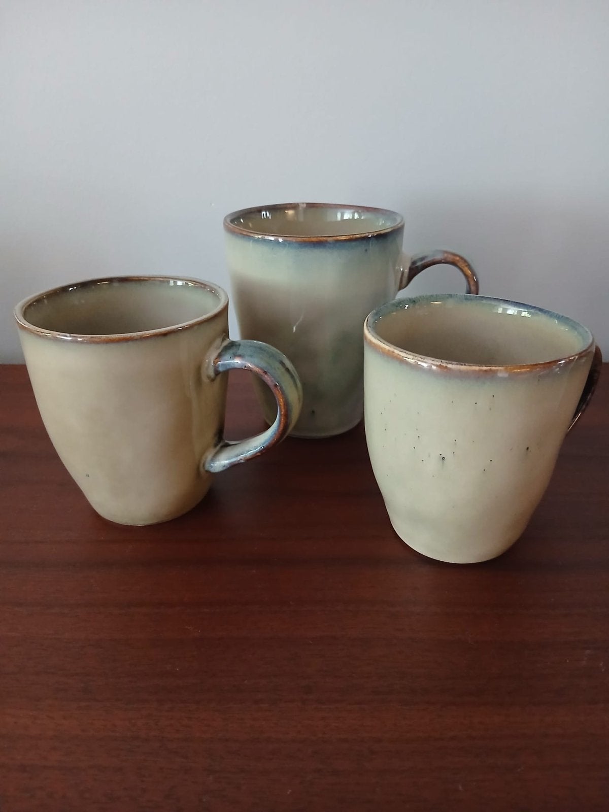 3x Casa Earth handgemaakte keramische mokken, Huis en Inrichting, Keuken | Servies, Overige merken, Keramiek, Ophalen of Verzenden