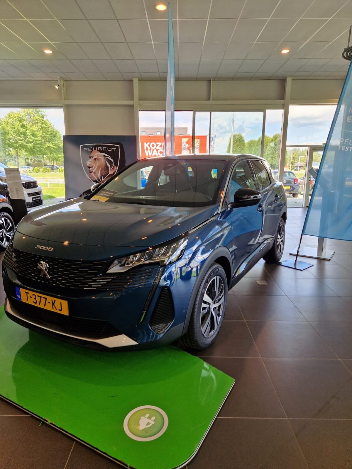 Peugeot 3008 1.2 Puretech 130p 22.000 eurok S&S 2023 Blauw, Voorwielaandrijving, Stof, 1199 cc, Blauw