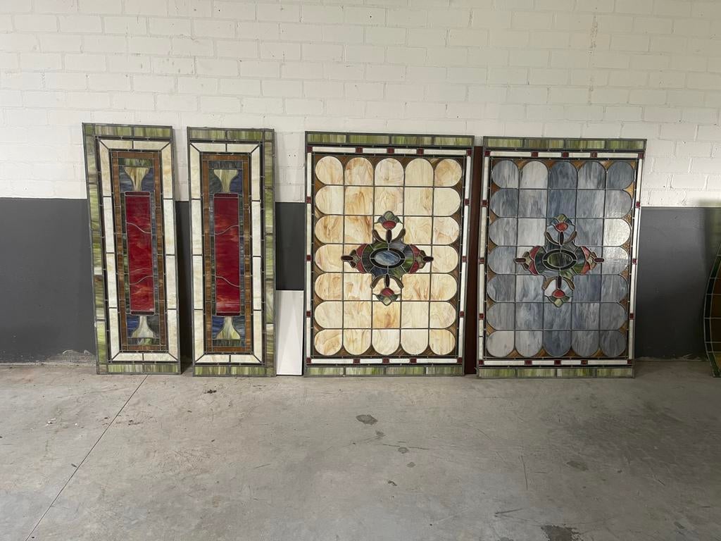 Set van 4 antieke glas-in-lood panelen, Ophalen, Zo goed als nieuw