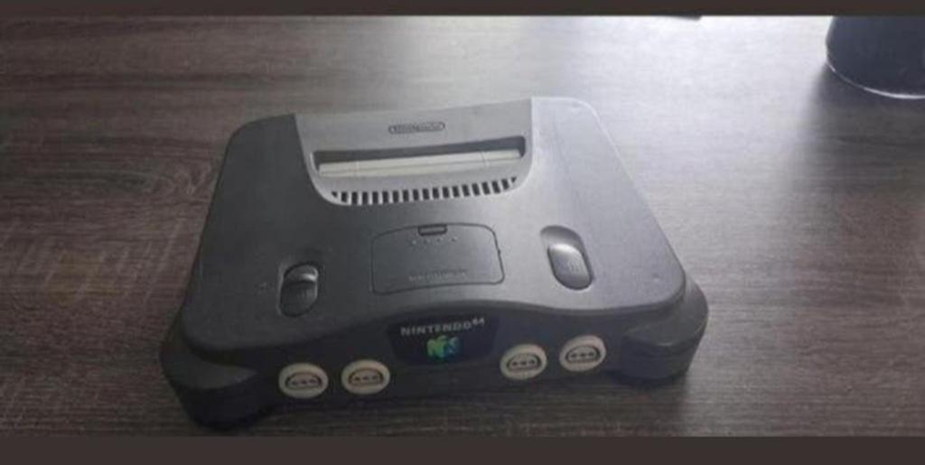 Nintendo 64, Spelcomputers en Games, Spelcomputers | Nintendo 64, Gebruikt, Met 1 controller, Ophalen