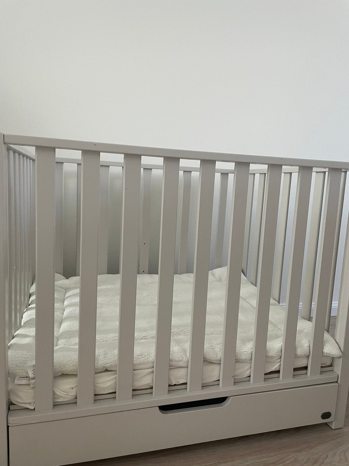 Crème babybox met opberglade + boxmatras + boxkleed, Ophalen, Gebruikt, In hoogte verstelbaar
