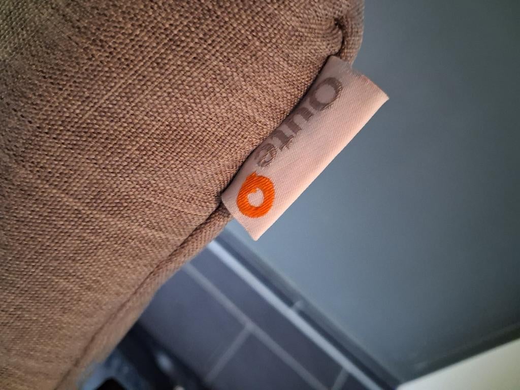 Qute kinderstoel kleur beige, Ophalen of Verzenden, Zo goed als nieuw, Meegroeistoel