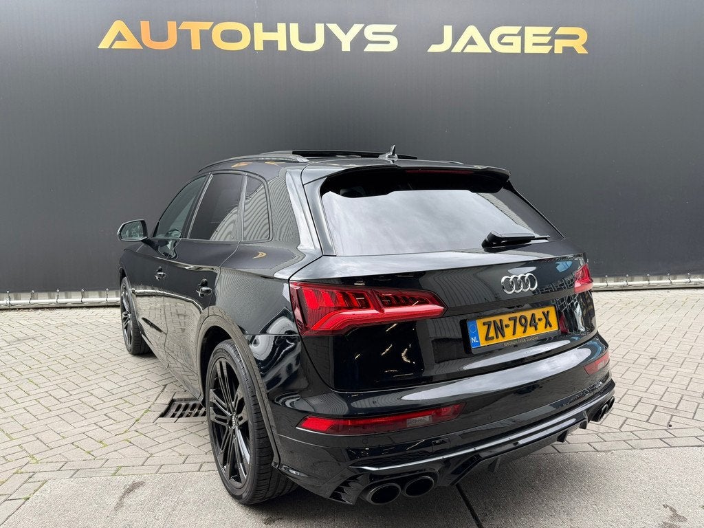 Audi SQ5 3.0 TFSI SQ5 Quatro b&o Pano Rs Zetels Carplay Came, Auto's, Audi, Gebruikt, 2995 cc, Zwart, Leder