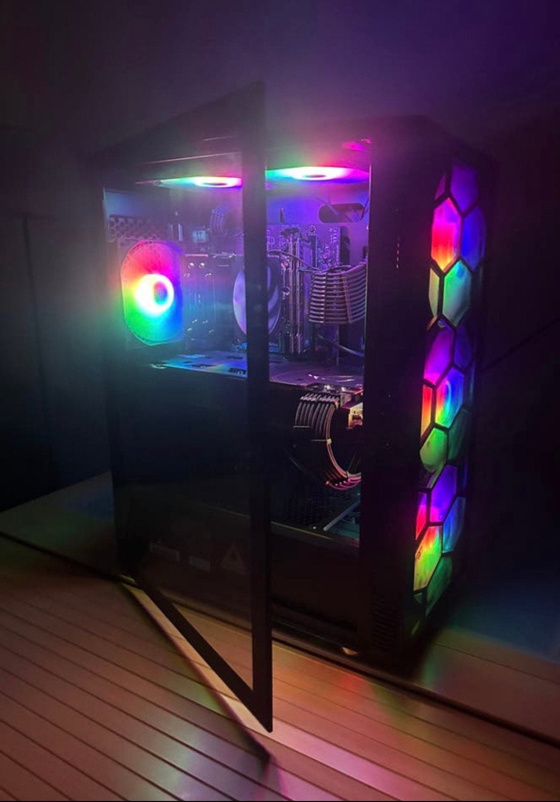 Gaming PC - RX 5700 XT Ook teruil voor elektrische fiets!, Online, 1 speler, Virtual Reality, Zo goed als nieuw