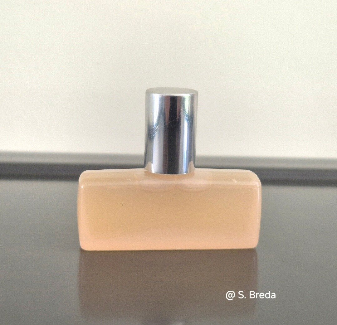 Marc Jacobs - Blush - Discontinued Eau de Parfum miniatuur, Ophalen of Verzenden, Gebruikt, Miniatuur, Gevuld