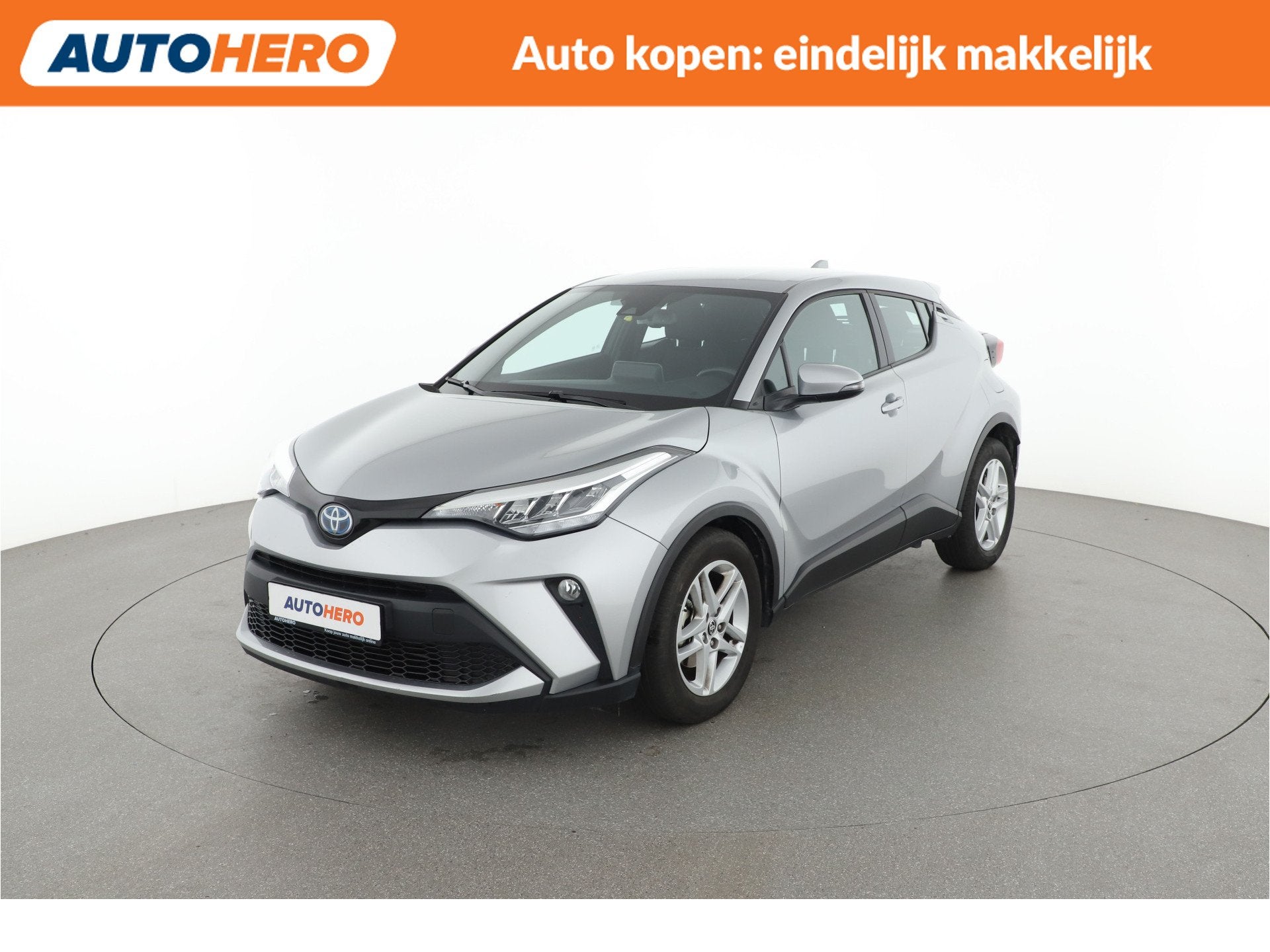 Toyota C-HR 1.8 Hybrid Active SW03376 (bj 2023, automaat), Auto's, Stof, 4 cilinders, Met garantie (alle), Bedrijf