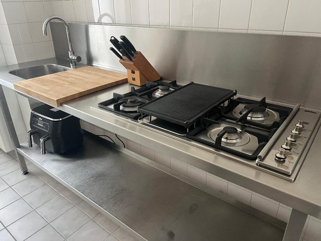 RVS keukenmeubel met spoelbak en Smeg kookplaat, Huis en Inrichting, Ophalen, Gebruikt, Overige kleuren, Overige typen