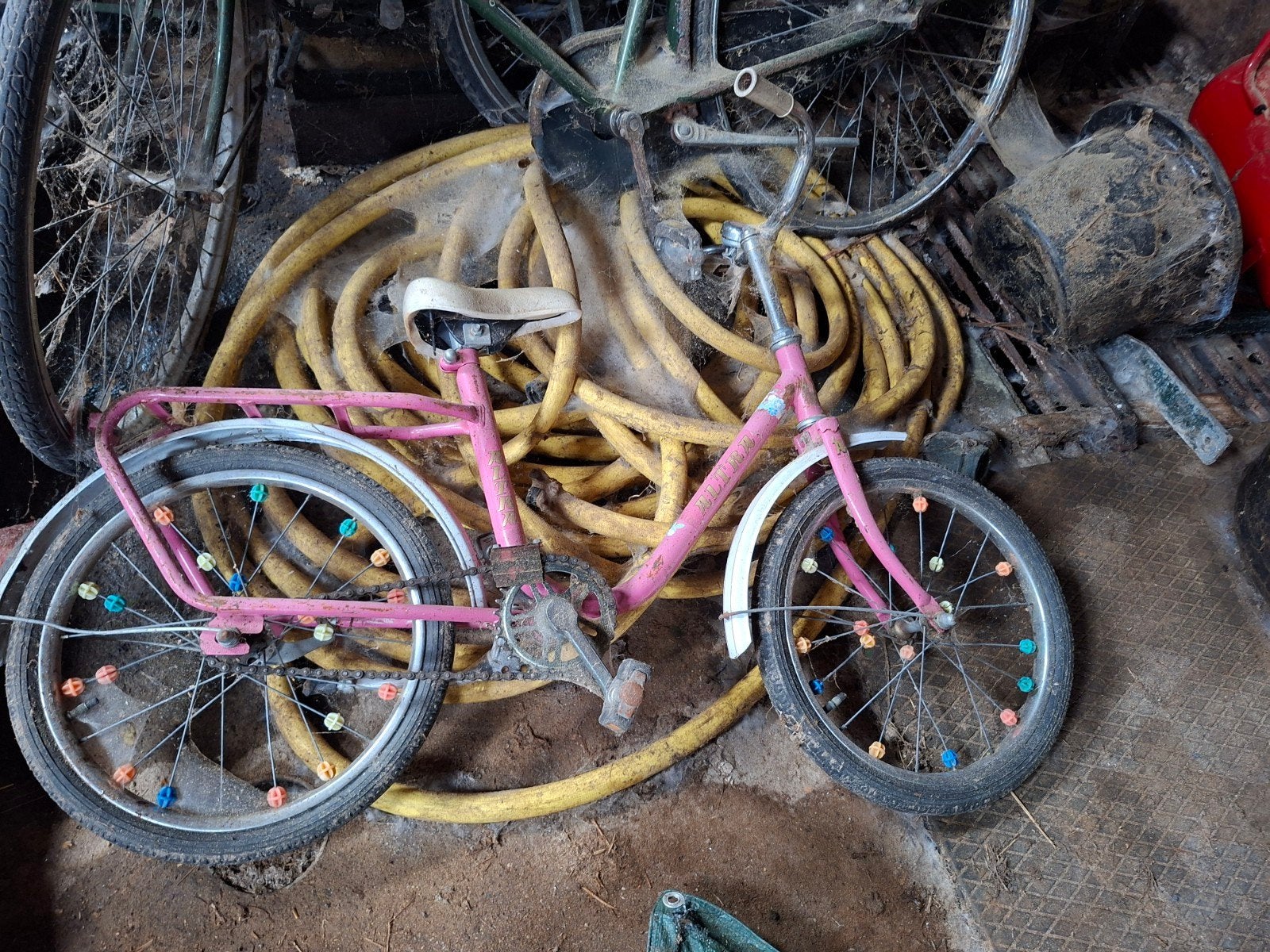 Oude kinderfietsjes - opknappers, Fietsen en Brommers, Fietsen | Kinderfietsjes, Ophalen of Verzenden, Gebruikt, Terugtraprem