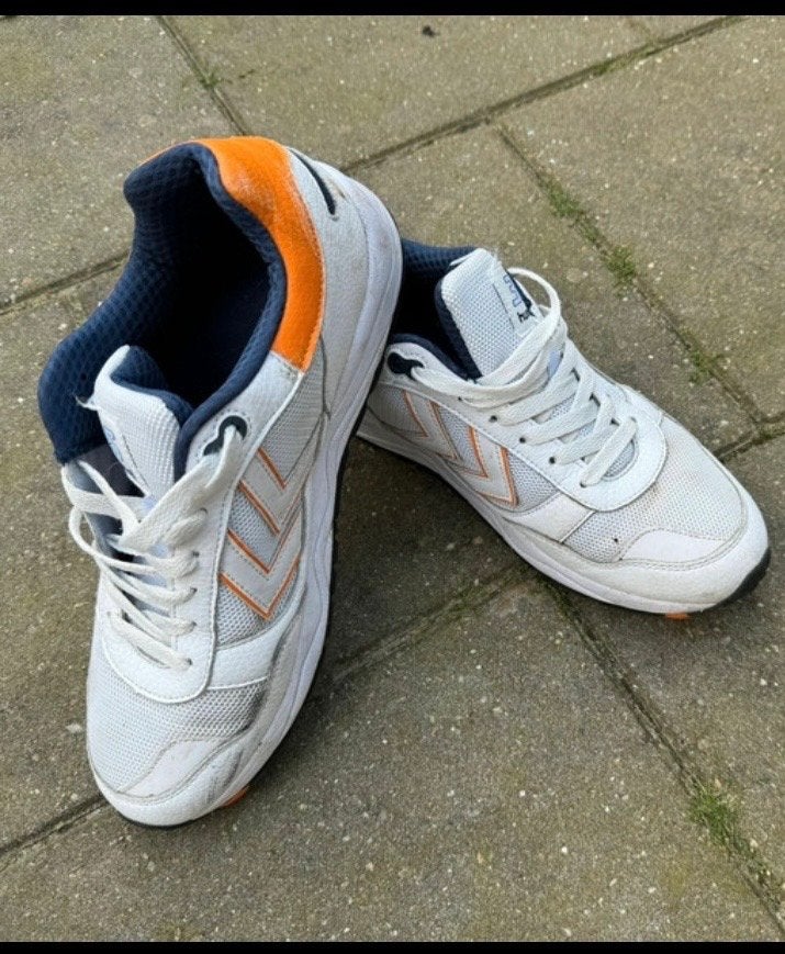 Hummel sneakers wit/oranje - Maat 42, Ophalen of Verzenden, Gedragen, Wit, Sneakers of Gympen