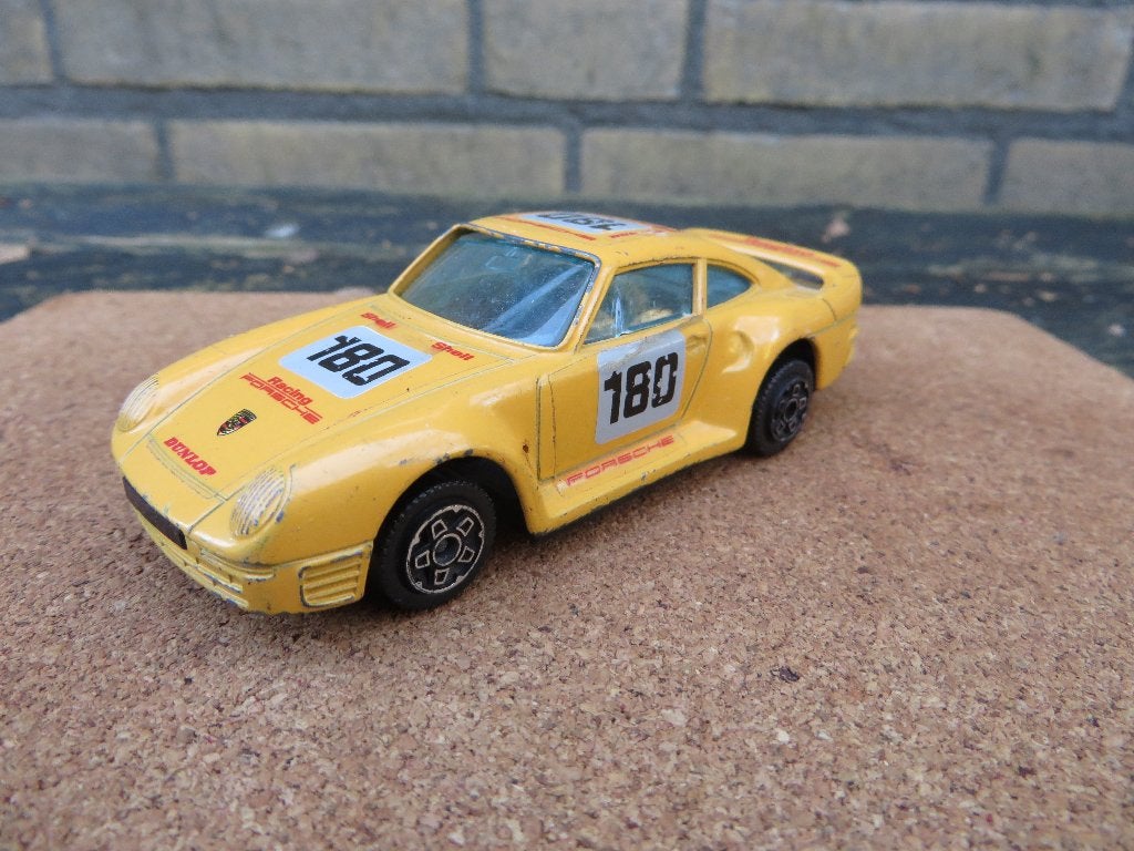 Burago Porsche 959 No 180 1:43, Ophalen of Verzenden, Gebruikt, Auto, Overige merken