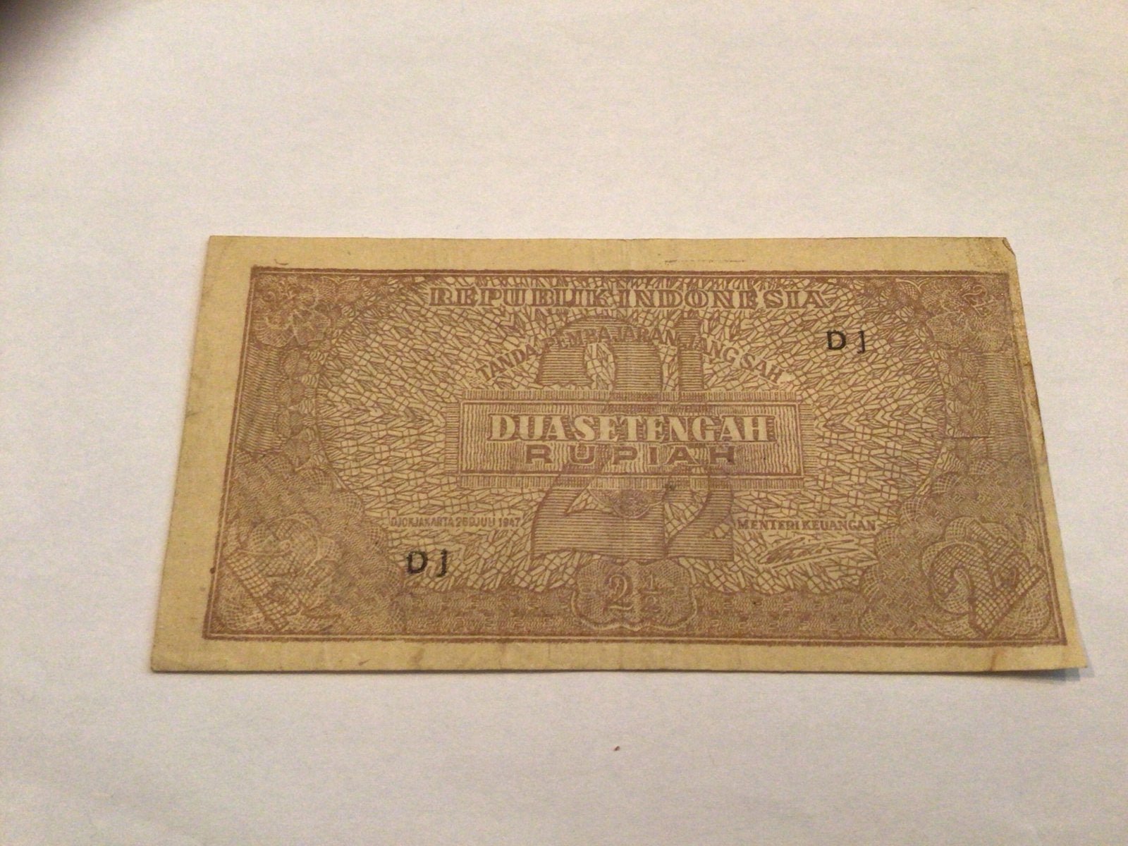 Indonesische 2½ Rupiah bankbiljet (1951), Postzegels en Munten, Bankbiljetten | Azië, Ophalen of Verzenden, Los biljet
