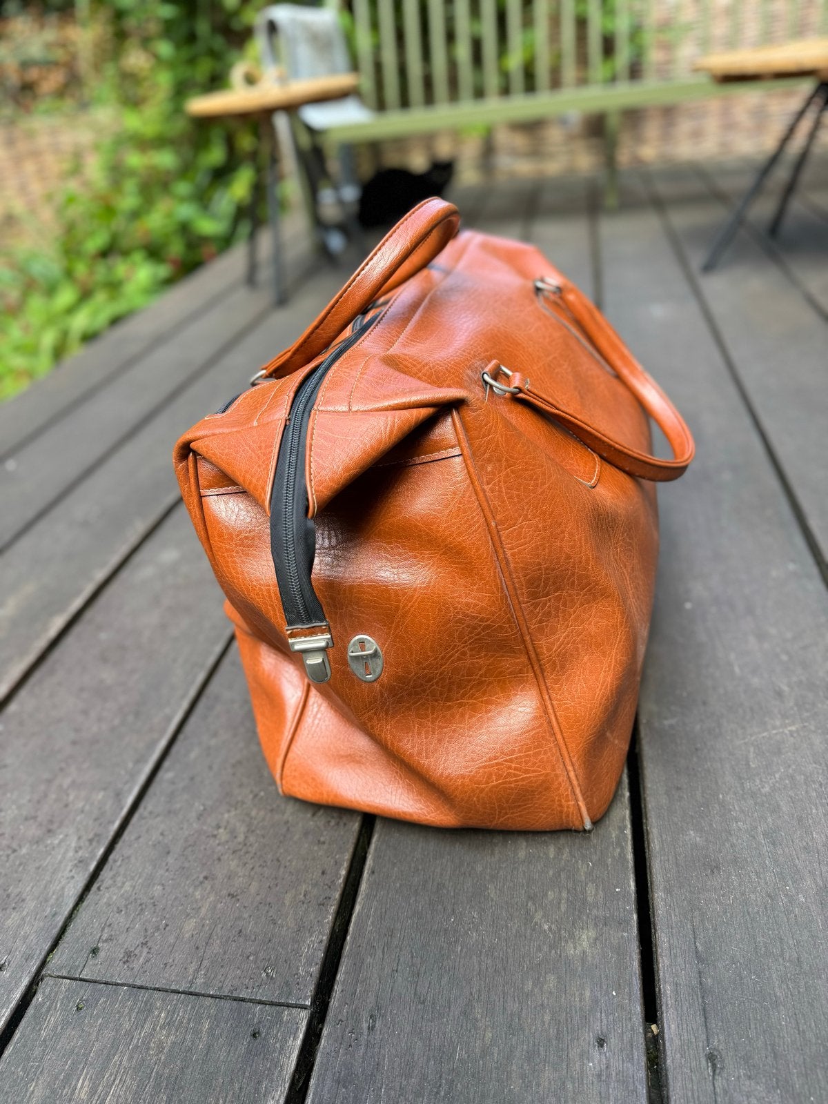 Vintage bruine reistas / weekendtas, Sieraden, Tassen en Uiterlijk, Tassen | Reistassen en Weekendtassen, Ophalen, Gebruikt, 20 tot 30 cm