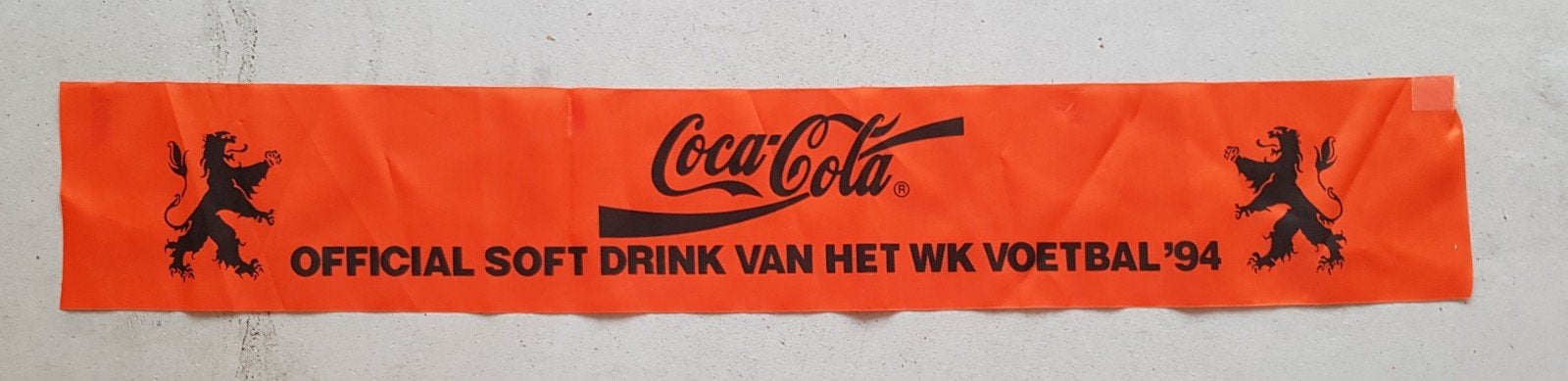 Originele, oranje, Coca-Cola sjaal WK 94 USA, Verzamelen, Ophalen of Verzenden, Zo goed als nieuw, Gebruiksvoorwerp
