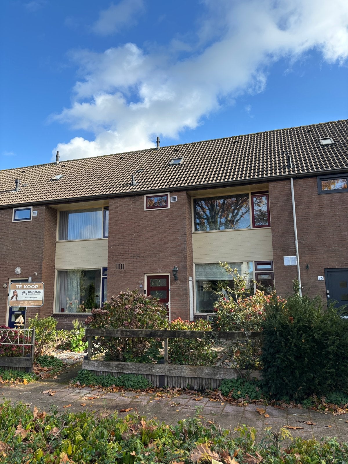 Goed onderhouden Woonhuis te koop in het Gooi, Huizen en Kamers, Noord-Holland, Tussenwoning, 6 kamers, Tot 200 m²