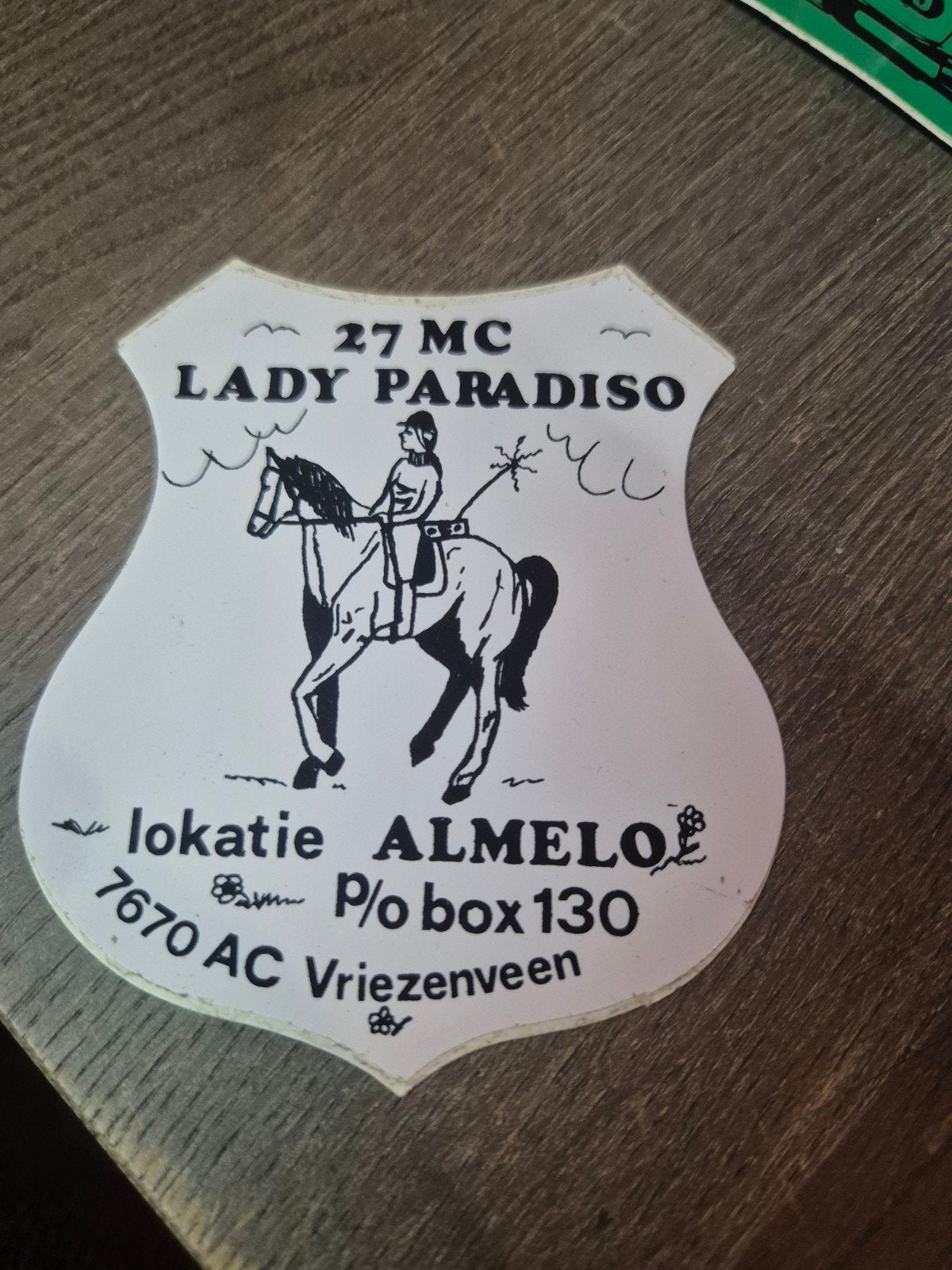 Vintage 27 MC Lady Paradiso Almelo Vriezenveen sticker, Ophalen of Verzenden