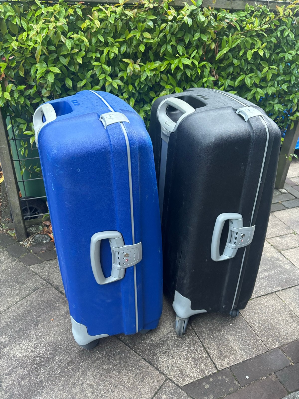 2 Samsonite hardshell koffers met TSA slot, Gebruikt, Hard kunststof, 45 tot 55 cm, 70 cm of meer