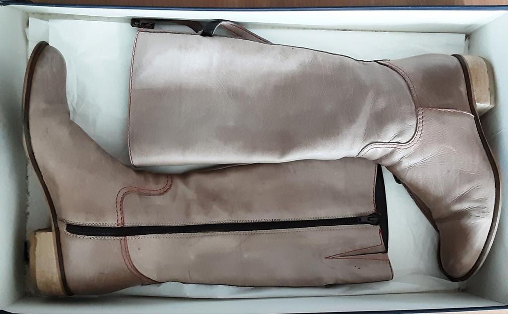 Lange laarzen platte hak, maat 37, Hoge laarzen, Ophalen of Verzenden, Manfield, Gedragen
