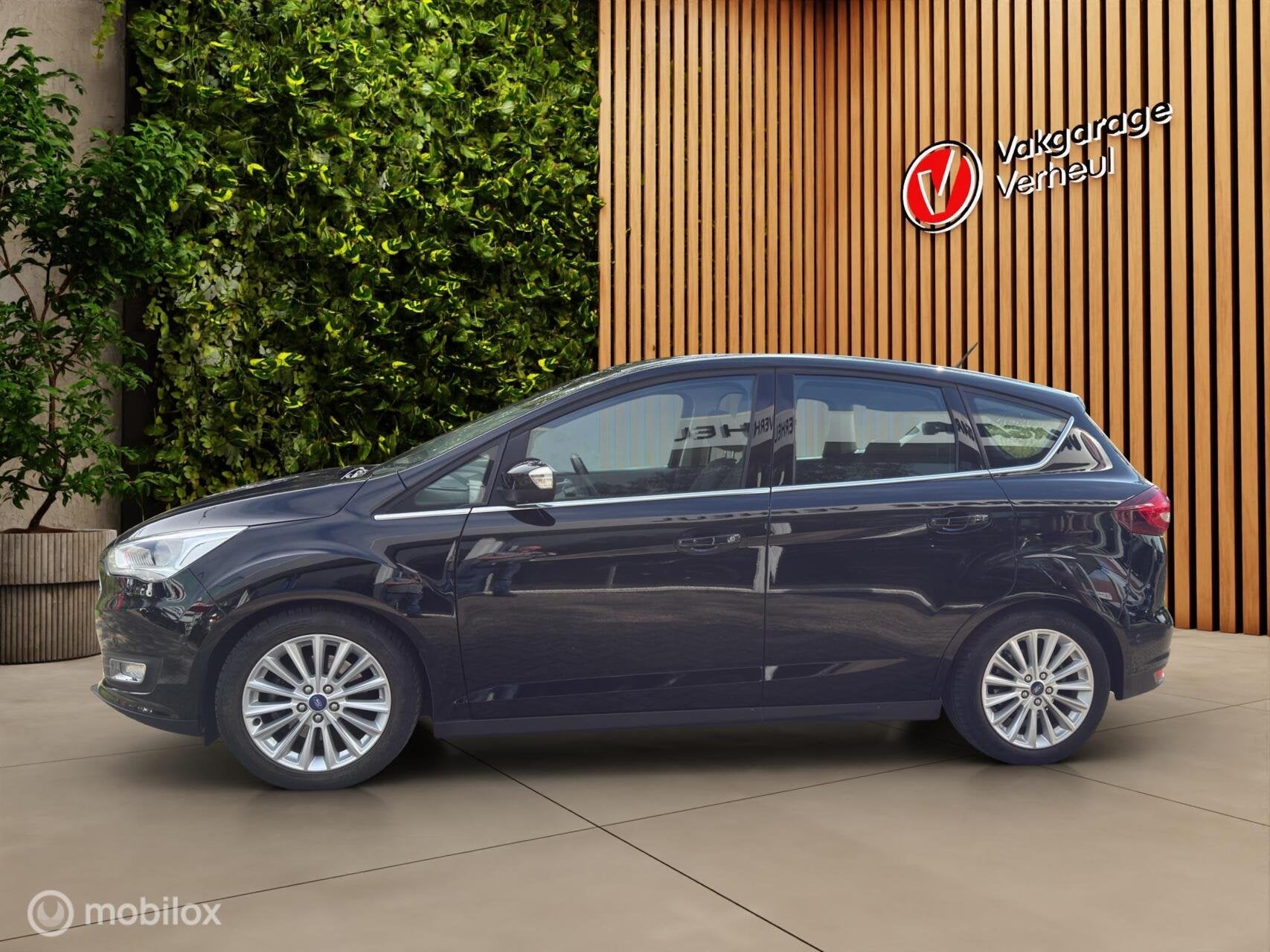 Ford C-Max 1.5 Titanium 150Pk ✅Trekhaak ✅Camera ✅Nap, Auto's, Dealer onderhouden, Euro 6, 4 cilinders, Zwart