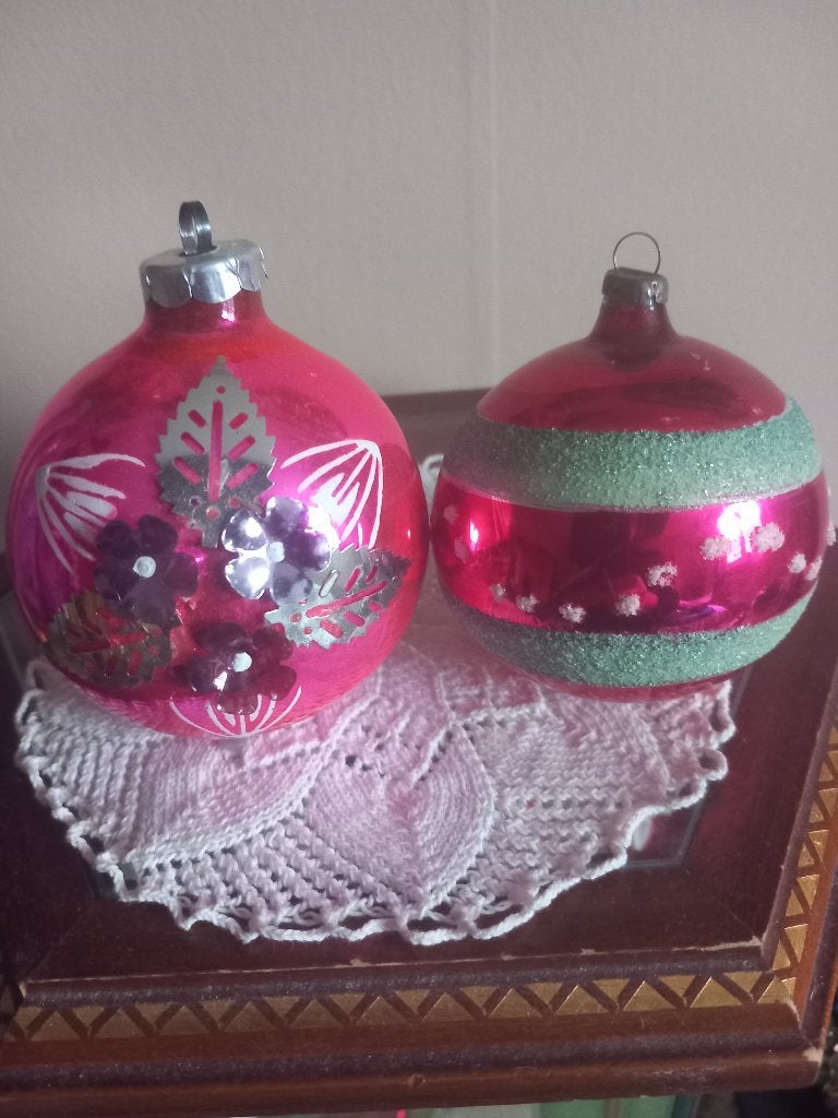 Vintage kerst ballen, Diversen, Kerst, Ophalen of Verzenden, Zo goed als nieuw