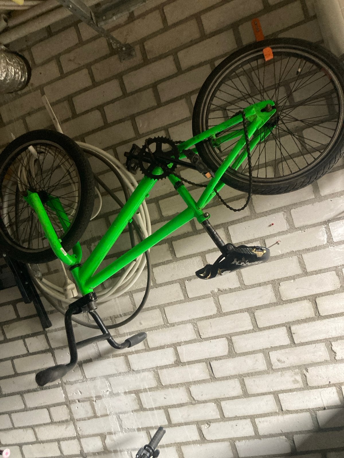 BMX onderdelen of opknapper - Groen frame met wielen, Fietsen en Brommers, Fietsen | Crossfietsen en BMX, Ophalen, Gebruikt, Staal