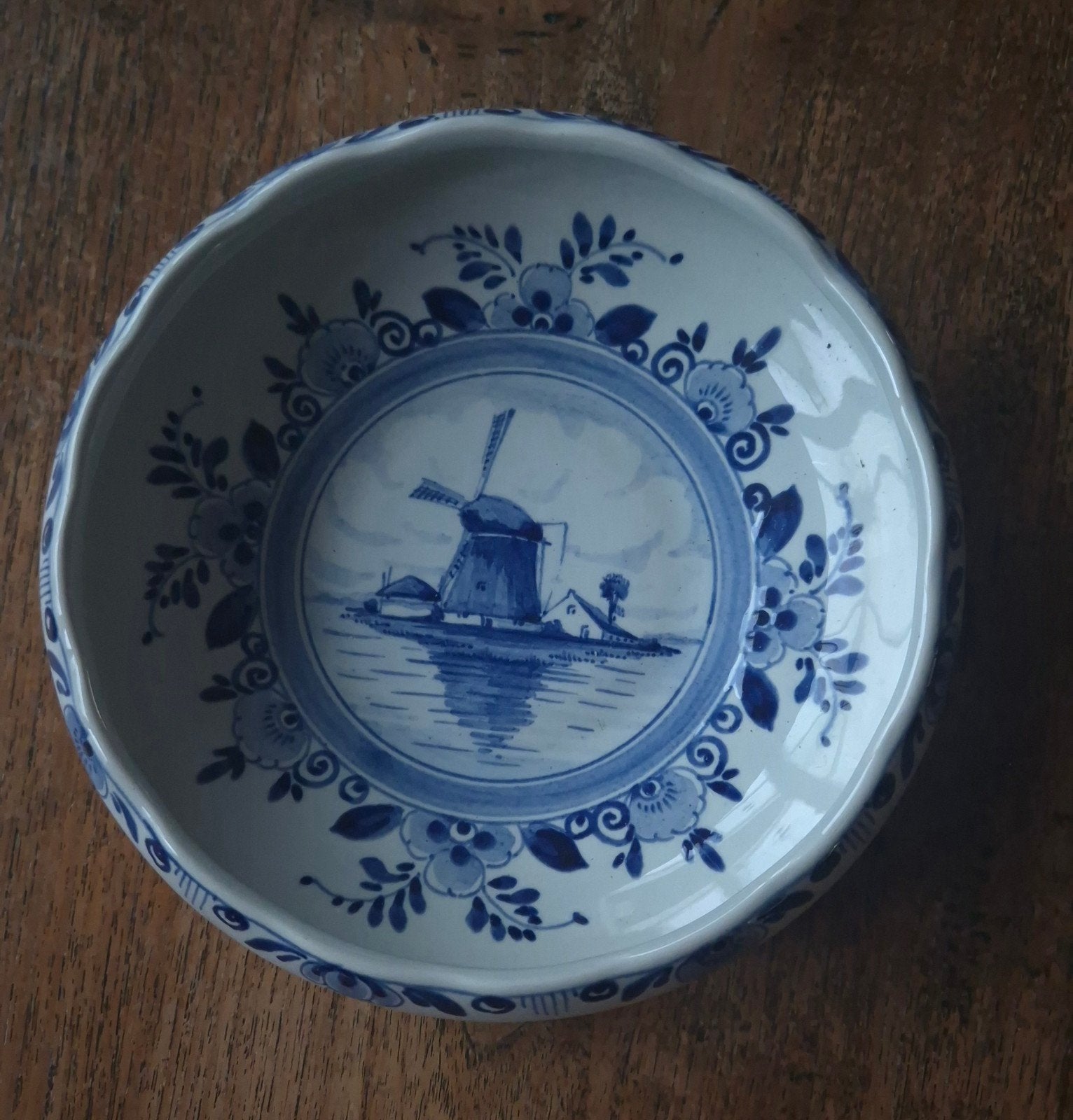 Delfts Blauw Kom met Molen Decoratie - Handgeschilderd, Antiek en Kunst, Ophalen
