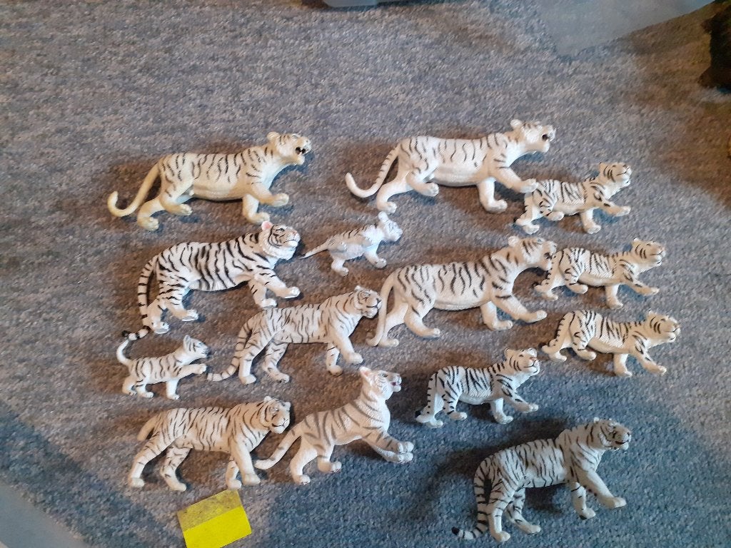 Verzameling sneeuwtijgers, dierfiguren, geen Schleich, Ophalen of Verzenden, Gebruikt, Wild dier, Beeldje of Figuurtje