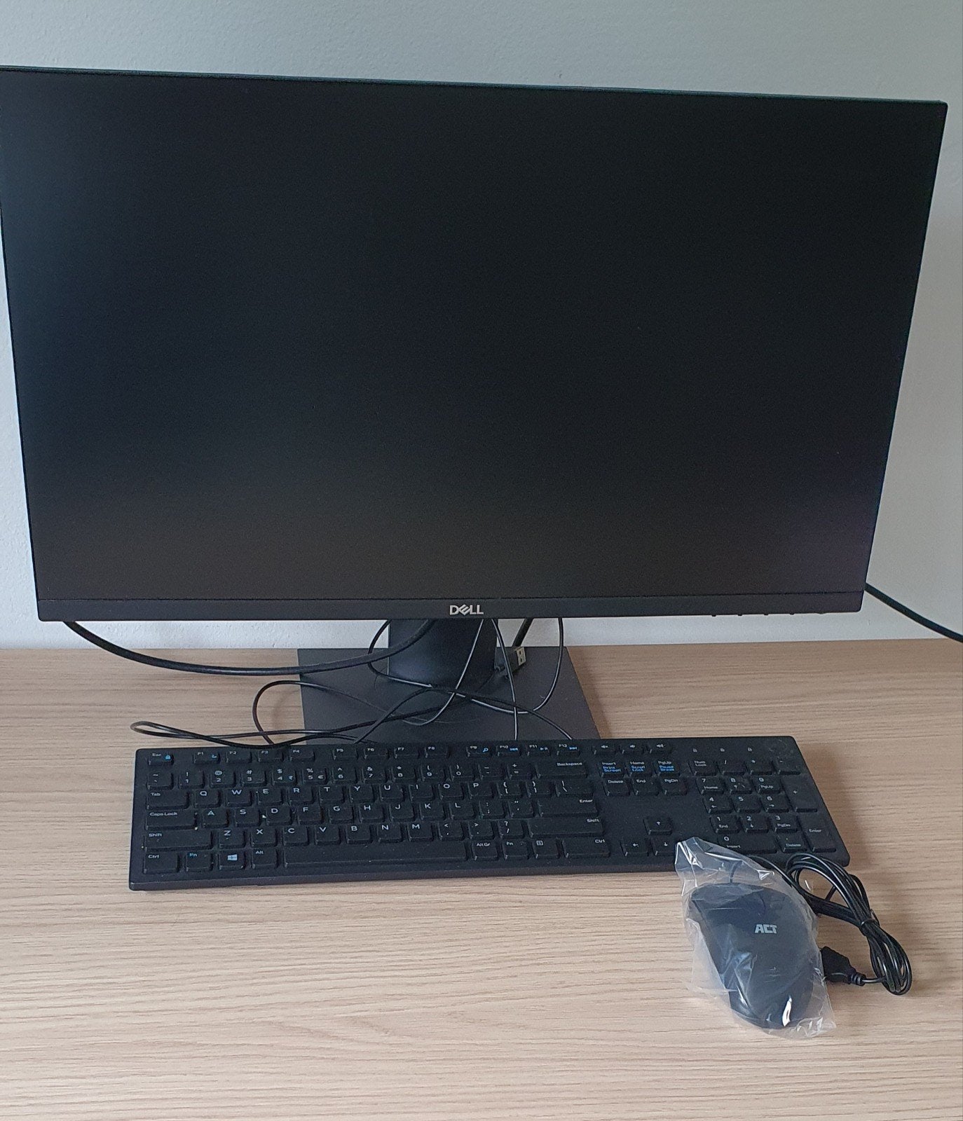 Dell Monitor met toetsenbord en muis, Ophalen of Verzenden, Gebruikt, Dell