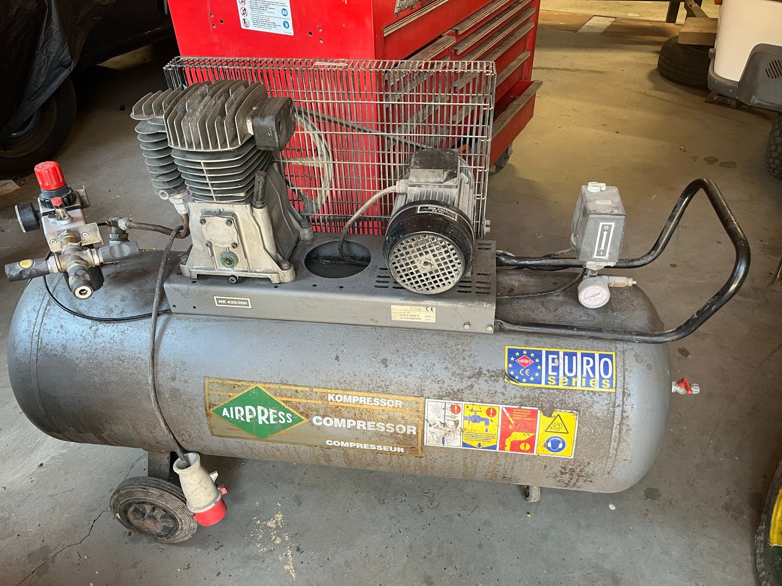 Airpress Compressor 200L - Gebruikt, Ophalen, Gebruikt, 400 tot 800 liter/min, Mobiel