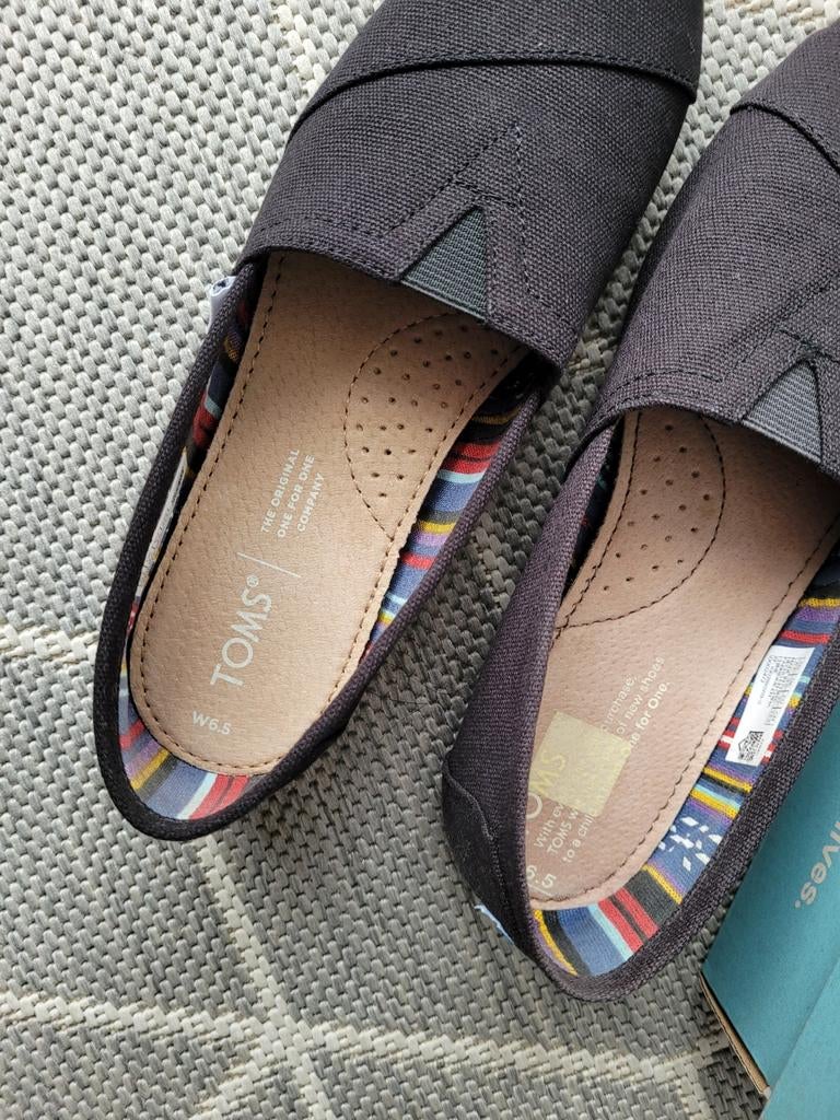 Toms instapper / Nieuw, Nieuw, Ophalen of Verzenden, Instappers, Zwart