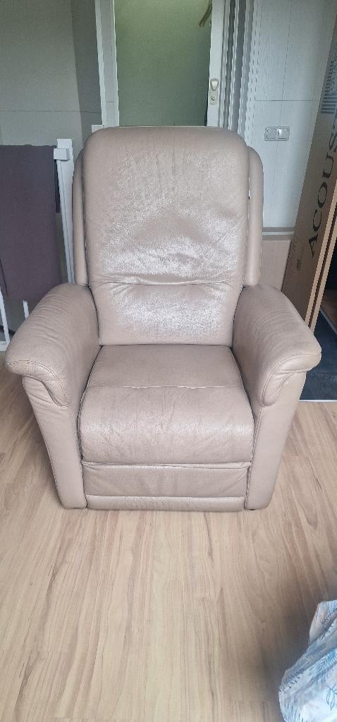 gemakkelijke stoel, elechtis bedienbaar, Huis en Inrichting, Fauteuils, Verstelbaar, Ophalen of Verzenden, Zo goed als nieuw, 50 tot 75 cm