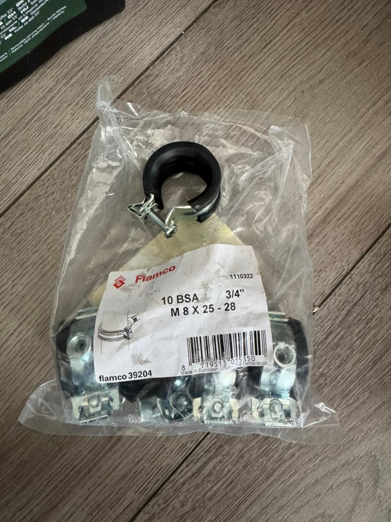 Flamco BSA beugel 25-28mm M8, Doe-het-zelf en Verbouw, IJzerwaren en Bevestigingsmiddelen, Ophalen of Verzenden, Nieuw, Overige typen