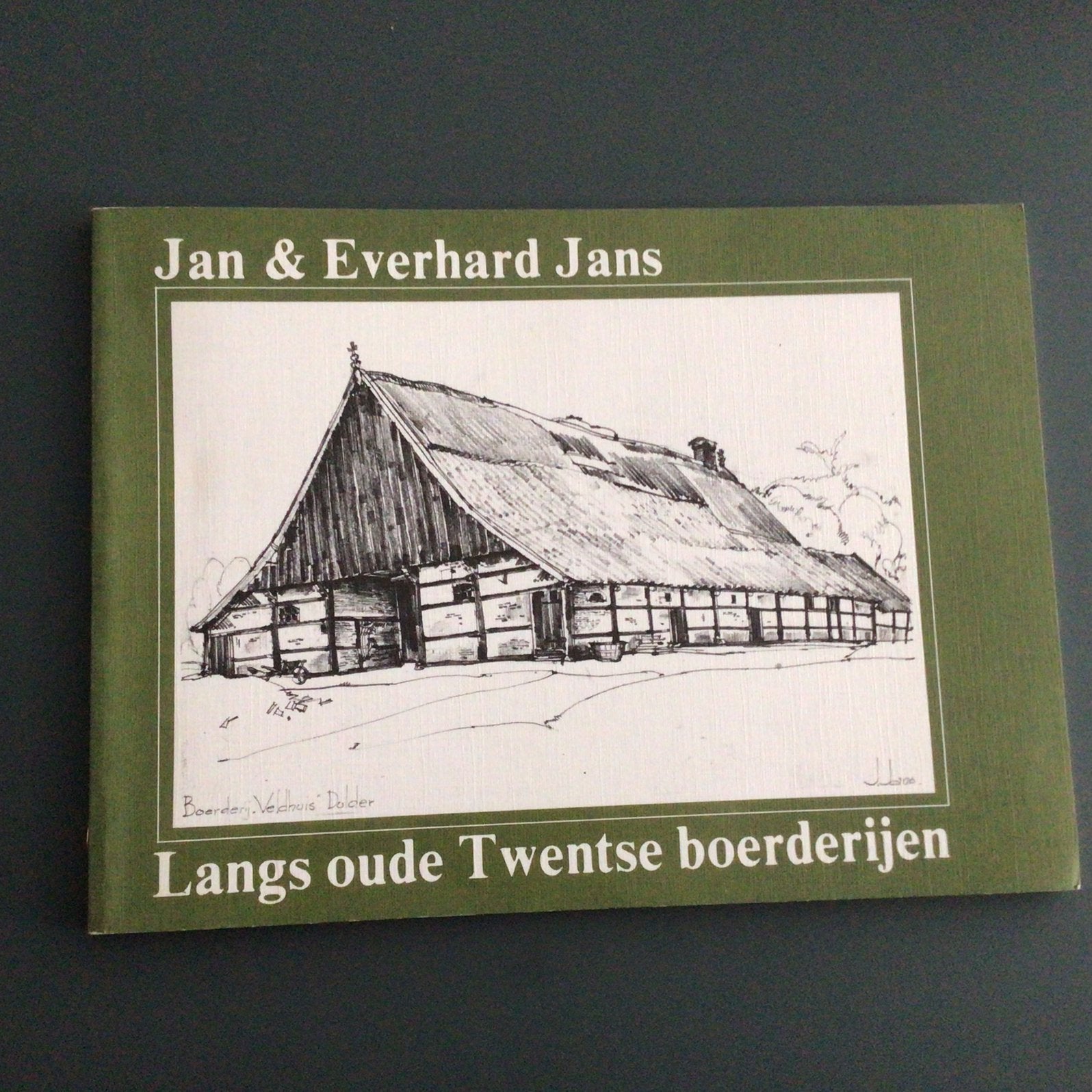 Jan & Everhard Jans - Langs oude Twentse boerderijen, Boeken, Ophalen of Verzenden, Zo goed als nieuw