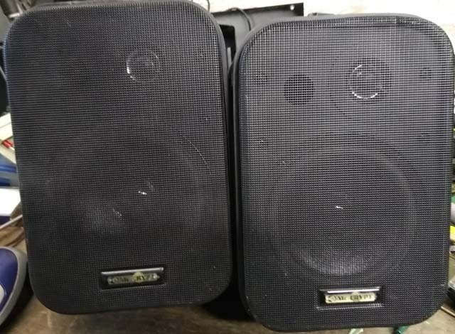 2 stuks MCcrypt control250BK luidsprekers, Audio, Tv en Foto, Overige merken, Stereo speakers, Ophalen of Verzenden, Zo goed als nieuw