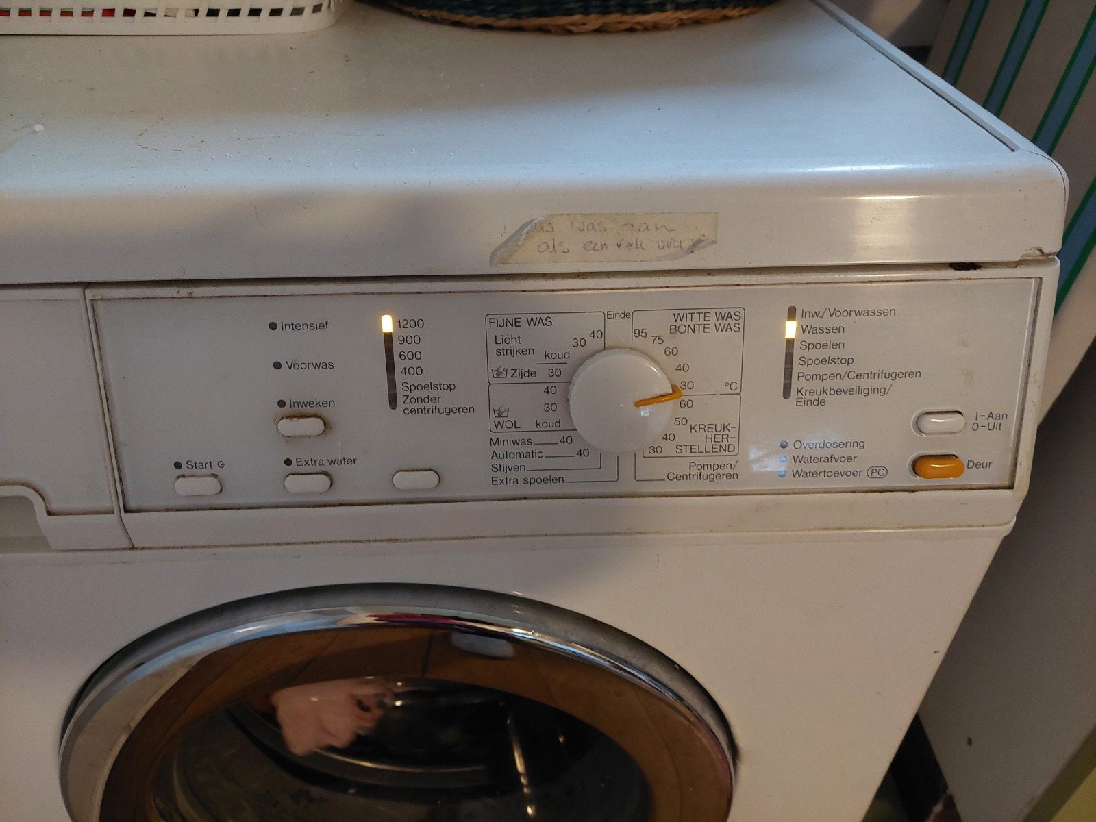 miele wasmachine moet nagekeken worden, Witgoed en Apparatuur, Ophalen, Gebruikt, 1200 tot 1600 toeren, 85 tot 90 cm